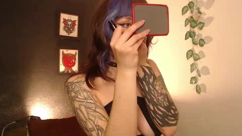 Snapshot of niakat_ chatting on 01-17-26, 11:52 niakat online show from 01-17-26, 11:52