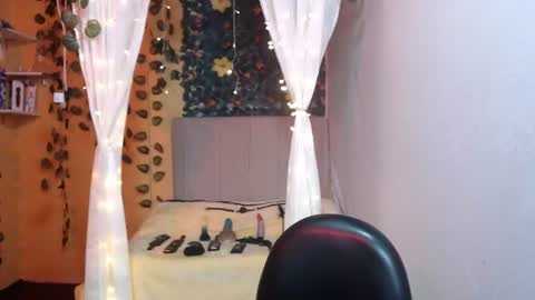 Snapshot of niamh_lifah chatting on 07-28-26, 12:48 niamh_lifah online show from 07-28-26, 12:48