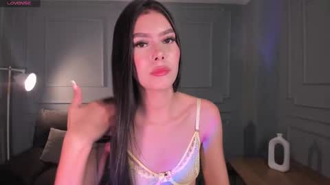 Call me Nia  online show from 03-06-25, 10:15