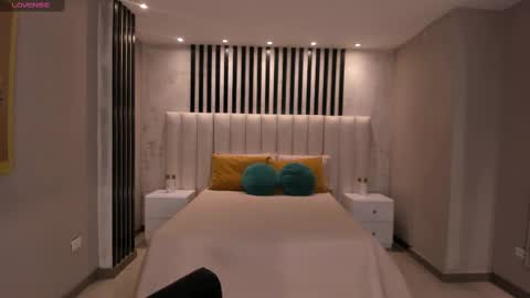 Call me Nia  online show from 10-04-25, 06:06