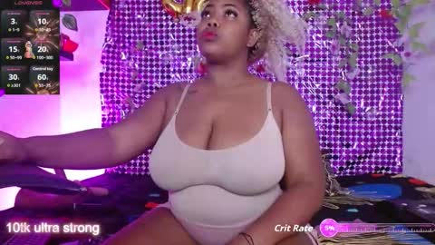 Snapshot of niawk_ chatting on 10-24-25, 01:29 Niawk online show from 10-24-25, 01:29