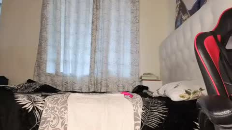 Lilly online show from 06-18-26, 10:09