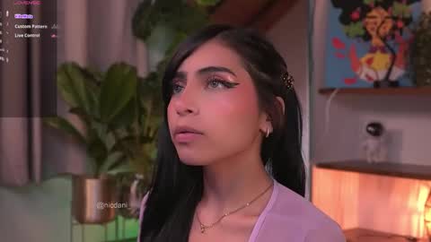 Dani 3 online show from 02-25-25, 02:25