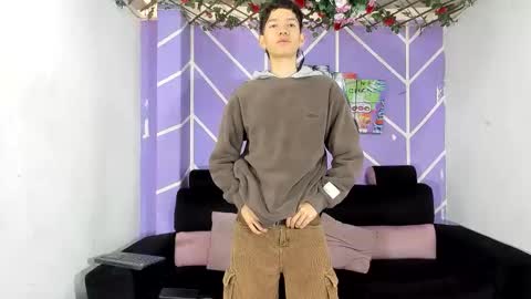 nice_boys11 online show from 05-25-26, 01:17