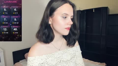 Snapshot of nice_kisss chatting on 12-26-24, 12:49 Alice online show from 12-26-24, 12:49