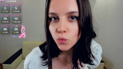 Snapshot of nice_kisss chatting on 12-29-24, 05:44 Alice online show from 12-29-24, 05:44