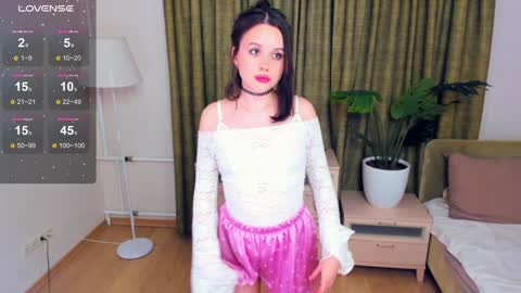 Snapshot of nice_kisss chatting on 01-12-25, 02:30 Alice online show from 01-12-25, 02:30