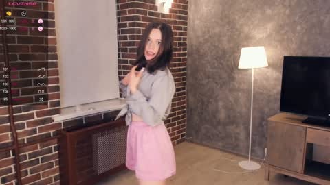 Snapshot of nice_kisss chatting on 01-26-25, 02:24 Alice online show from 01-26-25, 02:24