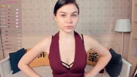 Snapshot of nice_kisss chatting on 02-10-25, 07:36 Alice online show from 02-10-25, 07:36