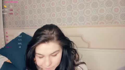 Snapshot of nice_kisss chatting on 03-10-25, 10:26 Alice online show from 03-10-25, 10:26