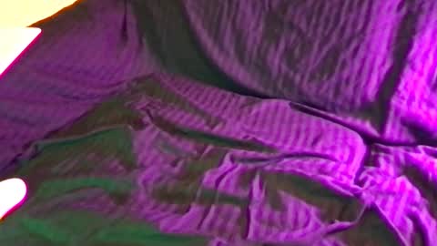 Snapshot of nicecockfitbody chatting on 12-20-25, 04:14 NekoChan online show from 12-20-25, 04:14