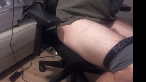 niceeggs0815 online show from 11-25-25, 06:24