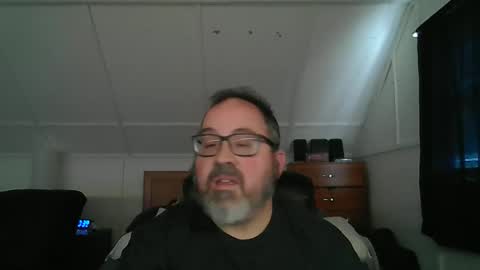 Snapshot of niceguy7208 chatting on 03-27-26, 02:39 niceguy7208 online show from 03-27-26, 02:39