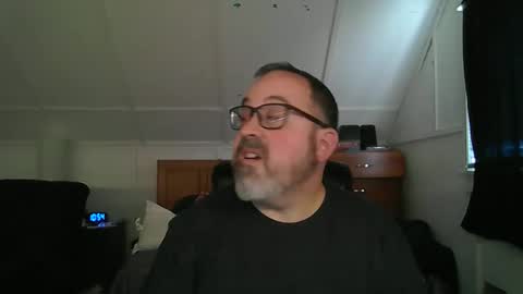 Snapshot of niceguy7208 chatting on 04-11-26, 02:54 niceguy7208 online show from 04-11-26, 02:54