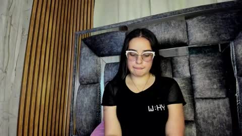 Luna online show from 12-17-25, 12:49