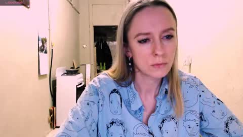 Kathrine online show from 05-18-26, 07:31