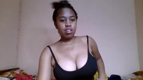 nicelly01 online show from 05-22-26, 07:41