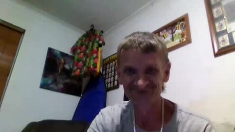 Sexiishaine online show from 12-21-25, 03:41