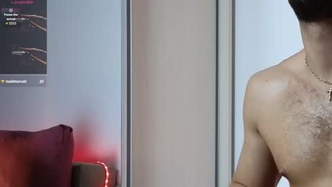 Snapshot of nicholassx chatting on 09-16-25, 04:24 Nicholassx online show from 09-16-25, 04:24