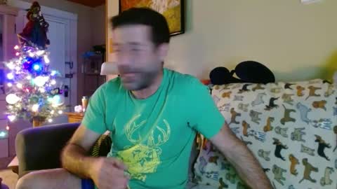 Snapshot of nichous77 chatting on 12-19-24, 12:45 Nick online show from 12-19-24, 12:45