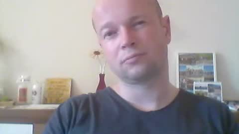 nick1990b online show from 04-27-26, 04:49