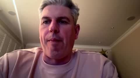 Snapshot of nick578320 chatting on 12-15-25, 02:54 nick578320 online show from 12-15-25, 02:54