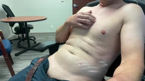 nick705068 online show from 07-07-26, 09:41