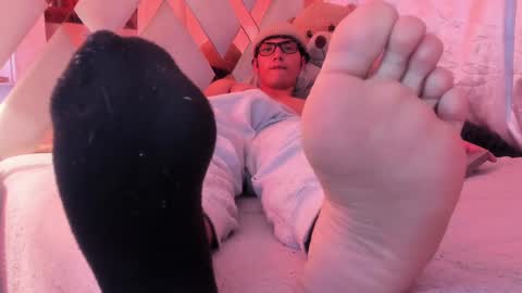 nick online show from 02-12-25, 10:14