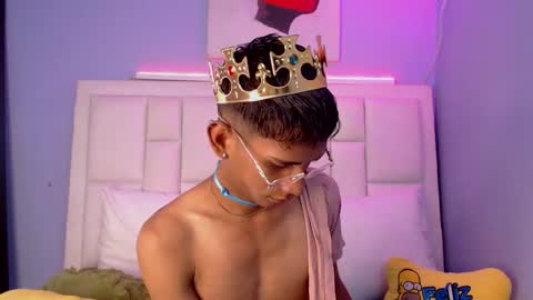 Snapshot of nick_collins20 chatting on 02-05-26, 08:24 Nick online show from 02-05-26, 08:24