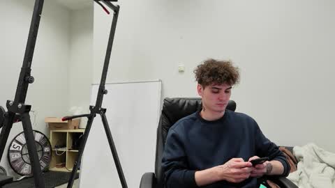 NICK PHILLIP online show from 11-29-25, 02:42