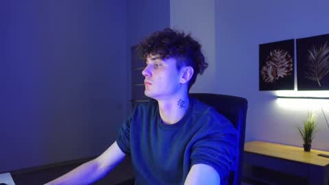 NICK PHILLIP online show from 11-30-25, 02:32