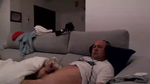 nick_rick01 online show from 04-22-26, 12:13