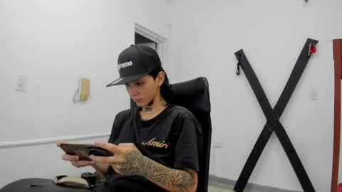Snapshot of nick_straightboy chatting on 04-14-26, 07:42 Nick online show from 04-14-26, 07:42