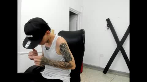 Snapshot of nick_straightboy chatting on 04-27-26, 07:56 Nick online show from 04-27-26, 07:56