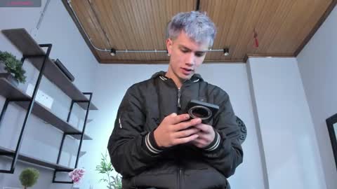 Nick  online show from 02-19-26, 12:12