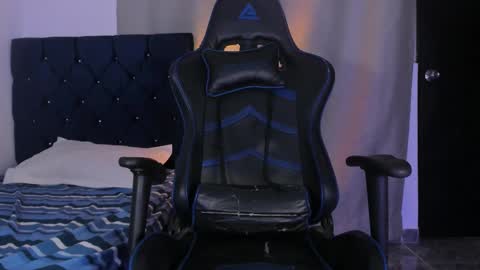 Snapshot of nick_zackk chatting on 02-23-25, 12:08 nick_zackk online show from 02-23-25, 12:08