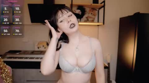 nickari_x online show from 02-13-26, 09:16