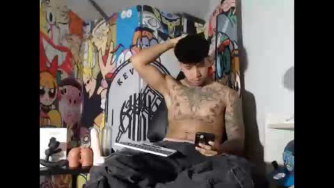 Nickhot0609 online show from 12-03-24, 01:52