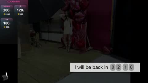 Snapshot of nickierainer chatting on 01-03-25, 01:58 Nickie online show from 01-03-25, 01:58