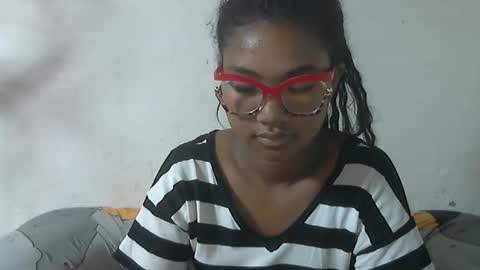 nickiqqyuu online show from 06-02-26, 12:45