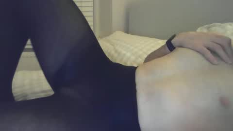 Snapshot of nickjames678 chatting on 10-15-25, 08:31 nickjames678 online show from 10-15-25, 08:31