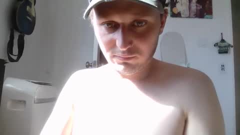 Nickleee online show from 02-10-25, 09:15