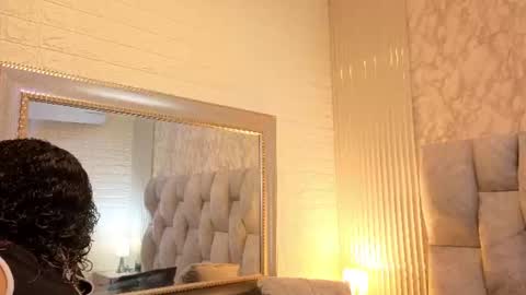nickollsaenz online show from 06-23-26, 03:48