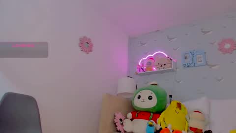 Snapshot of nicksantos_ chatting on 01-31-25, 04:59 Nicolas online show from 01-31-25, 04:59