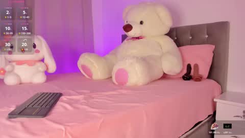 Snapshot of nicksantos_ chatting on 11-13-25, 04:39 Nicolas online show from 11-13-25, 04:39