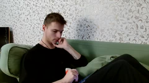 Snapshot of nicksuper8 chatting on 01-13-25, 05:33 Nick online show from 01-13-25, 05:33