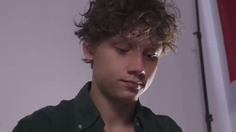 Nicky Neal online show from 09-11-25, 10:37