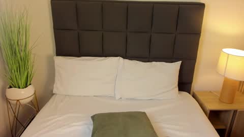 Nicky  online show from 02-09-25, 02:28