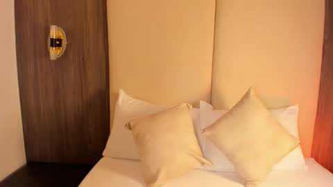 Snapshot of nicky_peyton chatting on 02-25-26, 02:54 Nicky online show from 02-25-26, 02:54