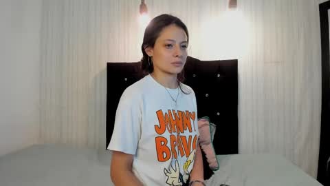 Snapshot of nicky_pop chatting on 03-10-25, 12:51 nicky_pop online show from 03-10-25, 12:51